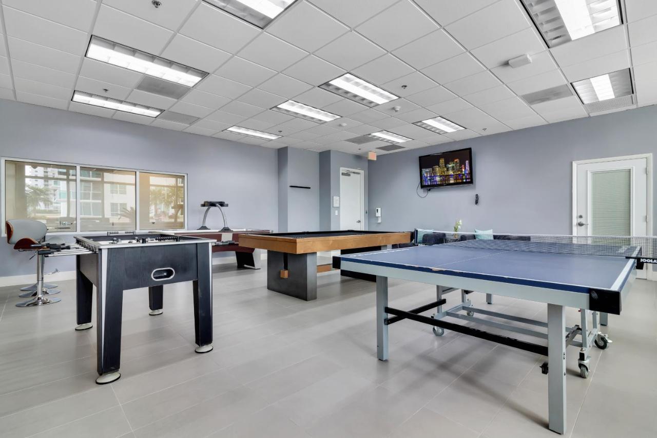 The Club At Brickell Bay Luxury Suites Miami Bagian luar foto