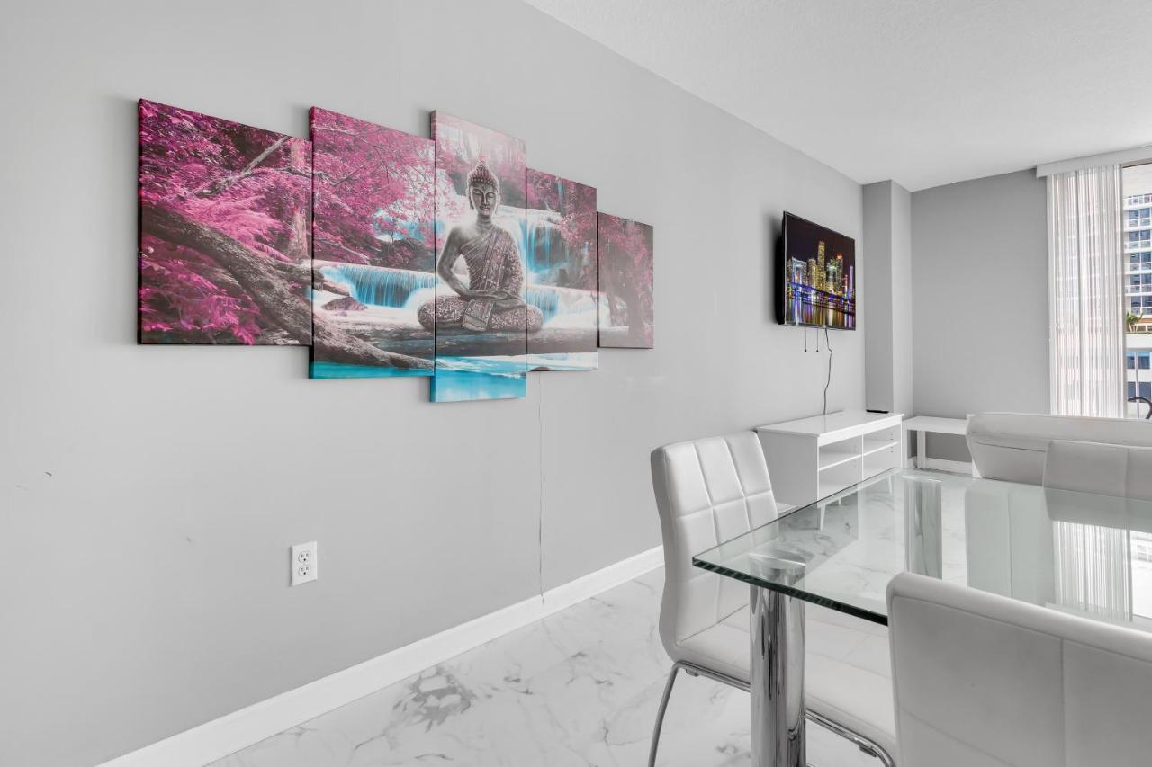 The Club At Brickell Bay Luxury Suites Miami Bagian luar foto