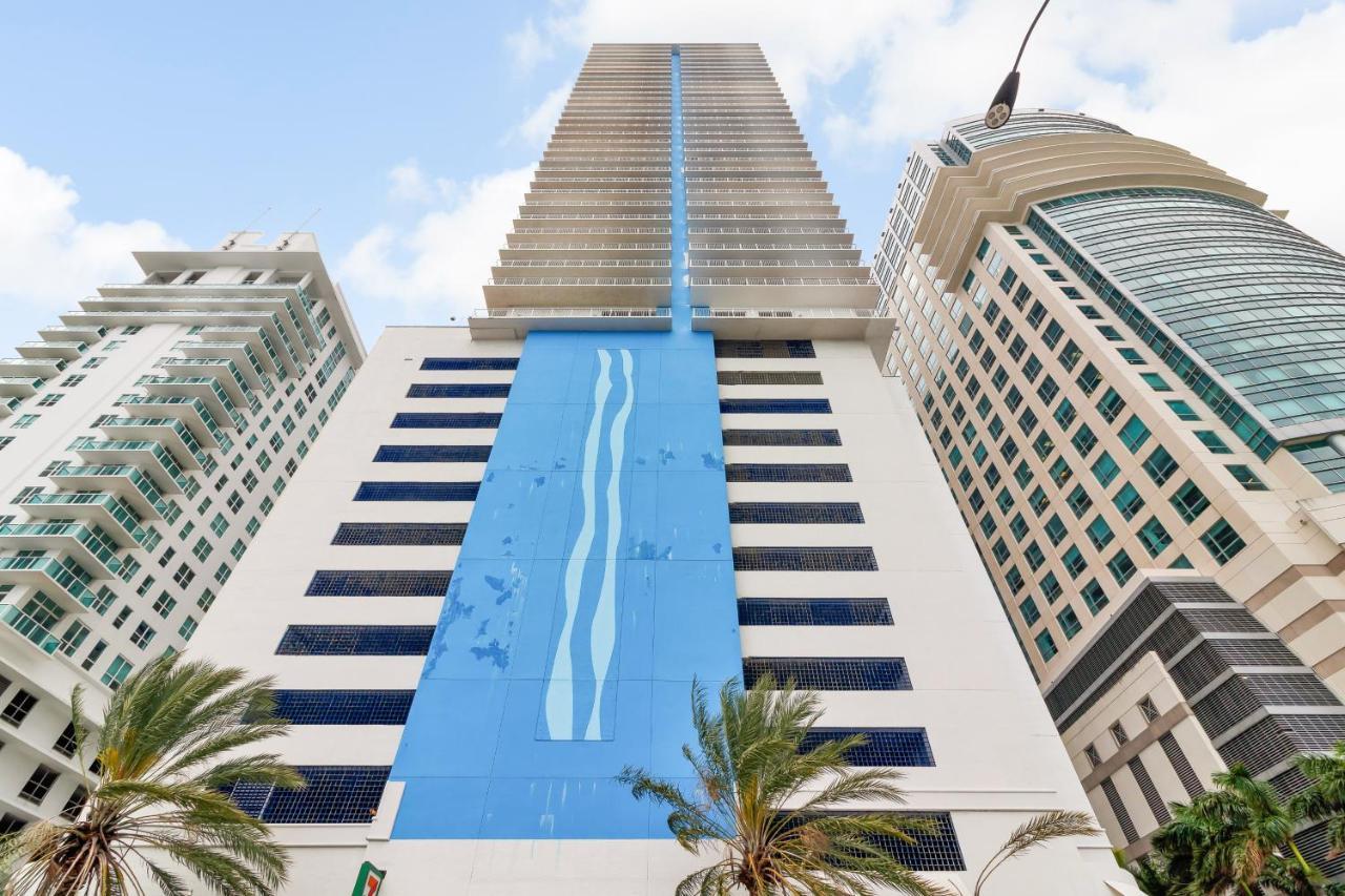 The Club At Brickell Bay Luxury Suites Miami Bagian luar foto