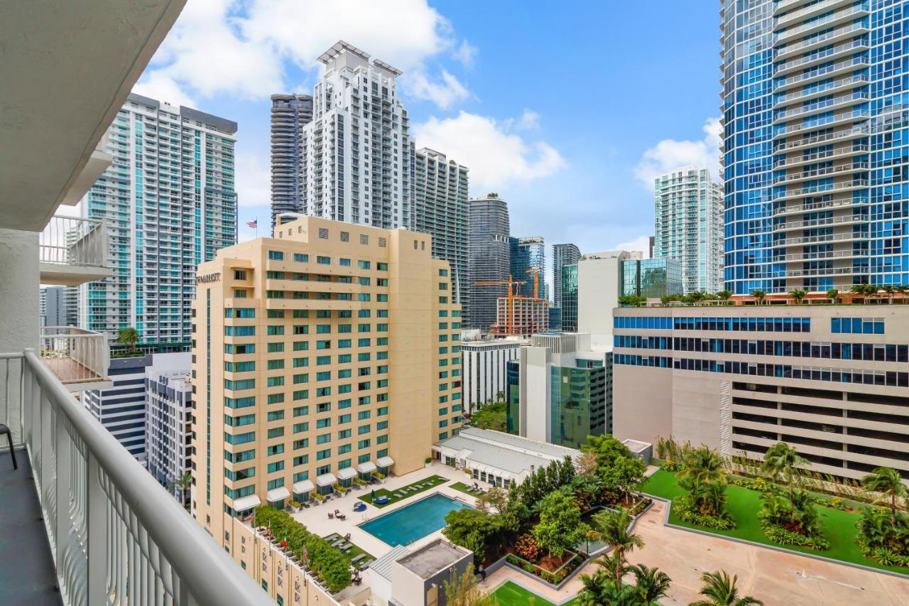 The Club At Brickell Bay Luxury Suites Miami Bagian luar foto